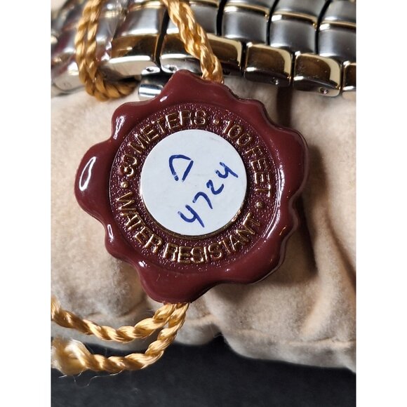 Sawotka's two - Tone Stainless Steel Design Quartz Movement - Picture 4 of 9